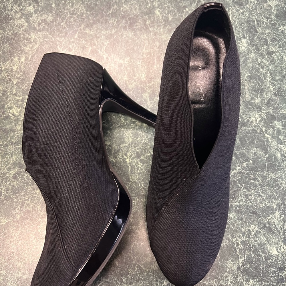 Jacquelyn Smith bootie heels
